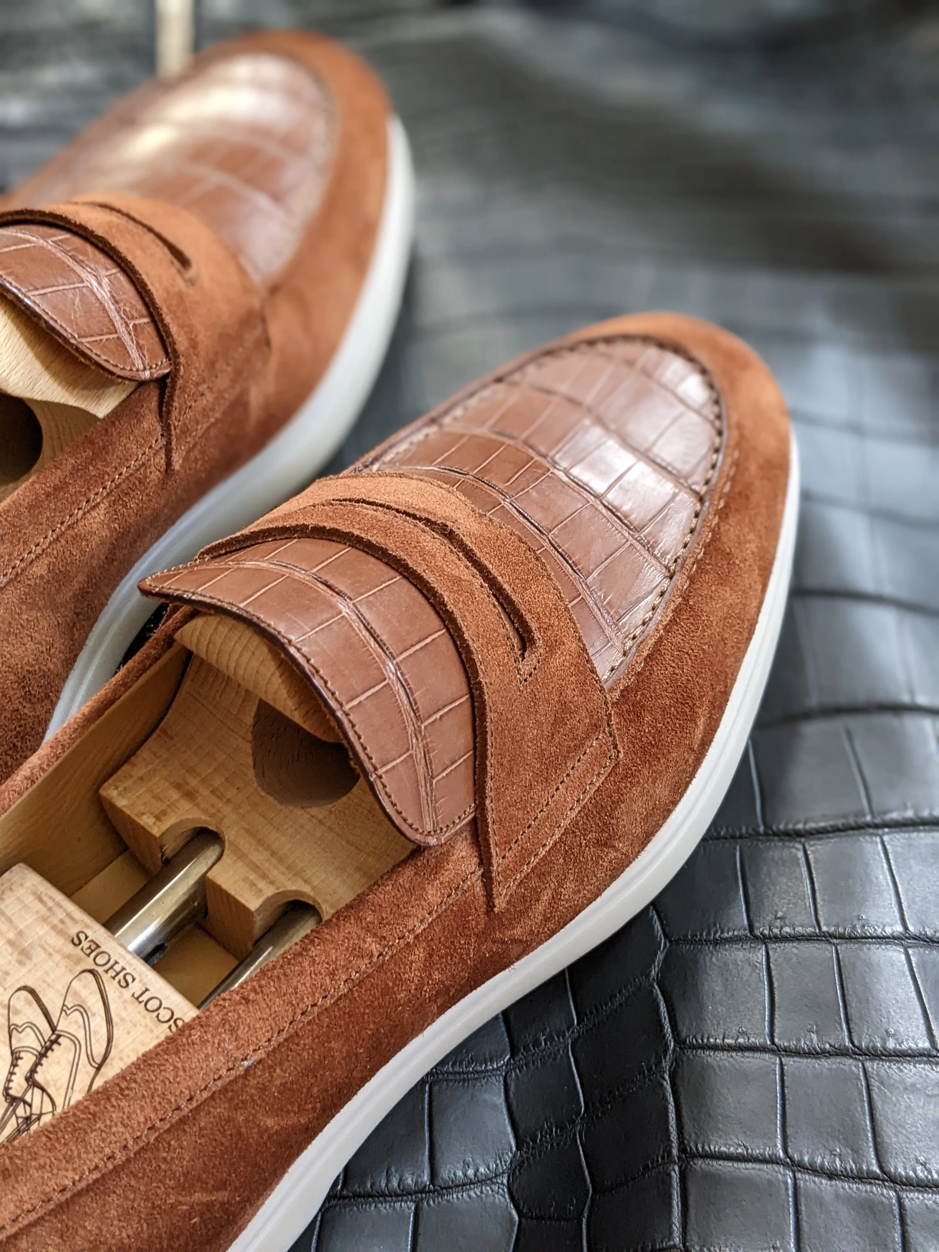 Ascot Classic Loafers - Tan Crocodile & Suede