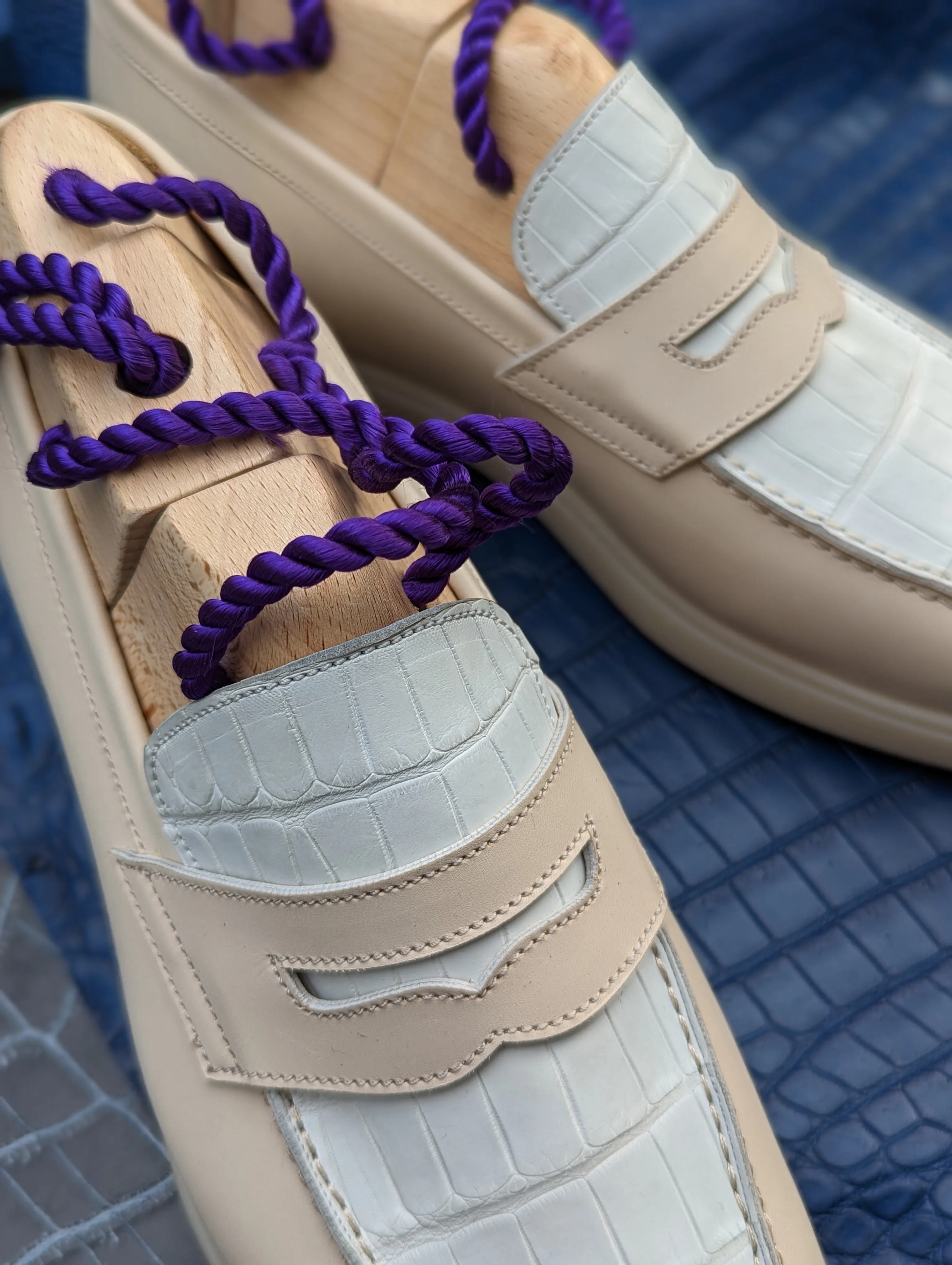 Ascot Classic Loafers - White Crocodile & Cream Leather
