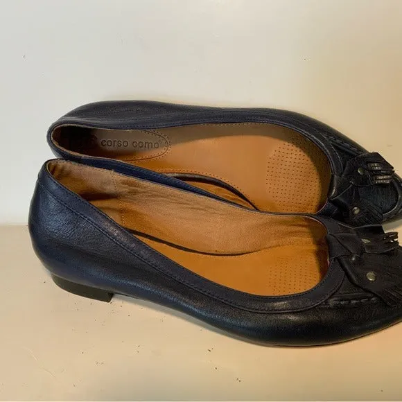 Córso Como Navy Blue Pointed Toe Flats