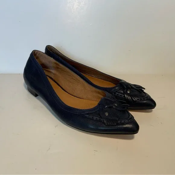 Córso Como Navy Blue Pointed Toe Flats