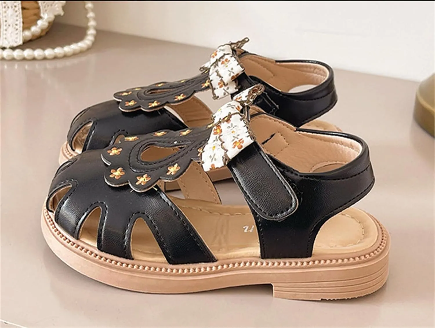 He&Yingmin Girls Bow Sandals Soft Closed Toe Princess Flat Shoes Summer Sandals
