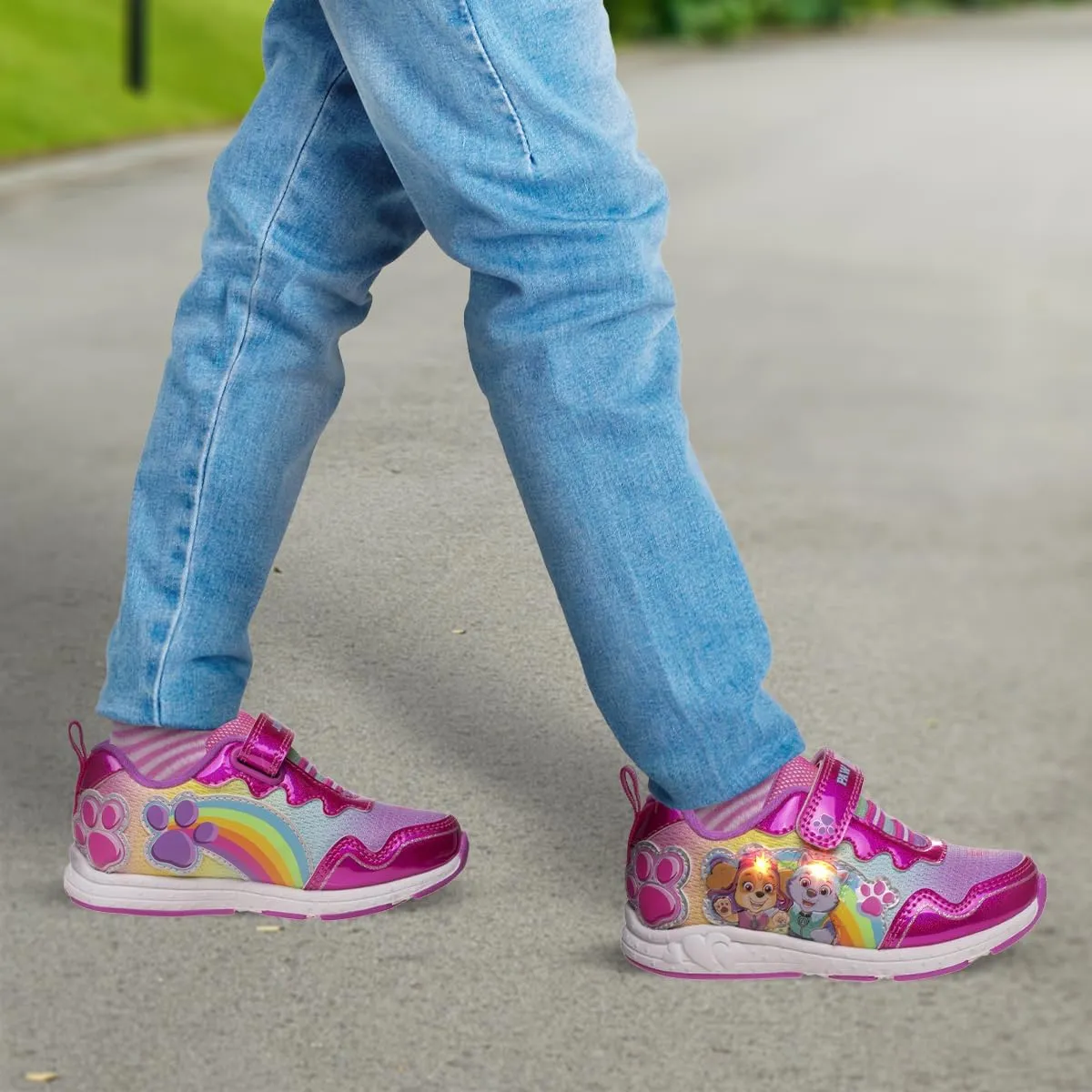 Nickelodeon Girl's Paw Patrol Light Up Laceless Shoes (Toddler/Little Girl)