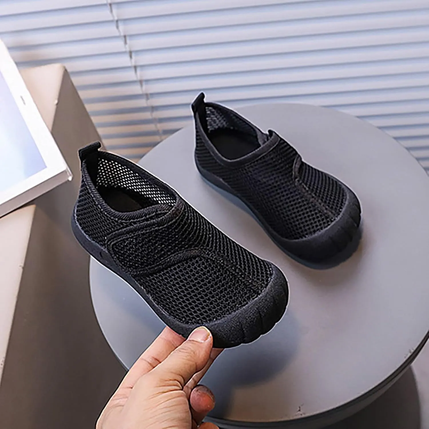 Toddler Water Shoes Anti Kick Kids Mesh Soft Barefoot Beach Solid Color Surfing Yoga Adjustable Sandals Slippers