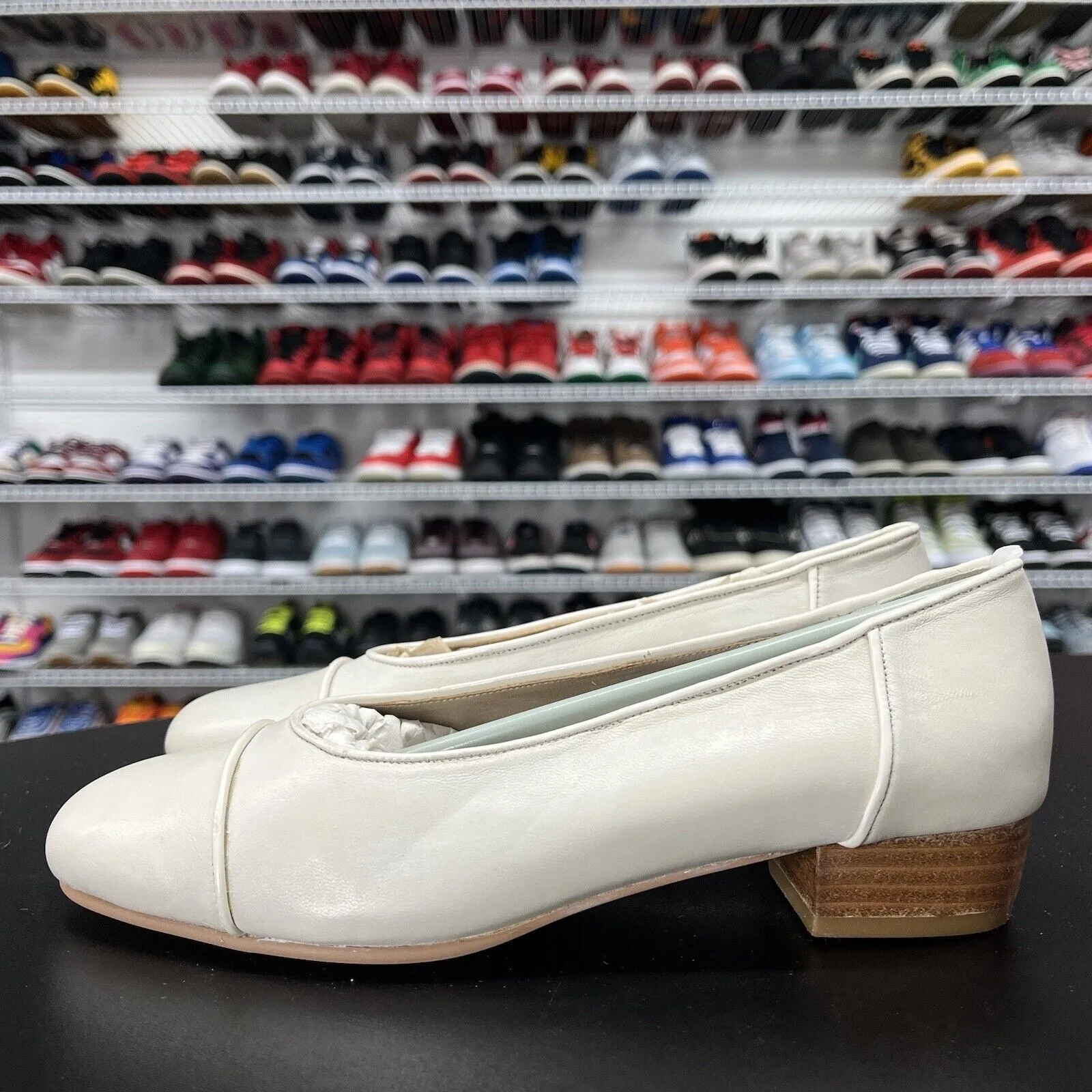Vtg Lord and Taylor Women's Party Heel Fine Leather Upper Size 7 M